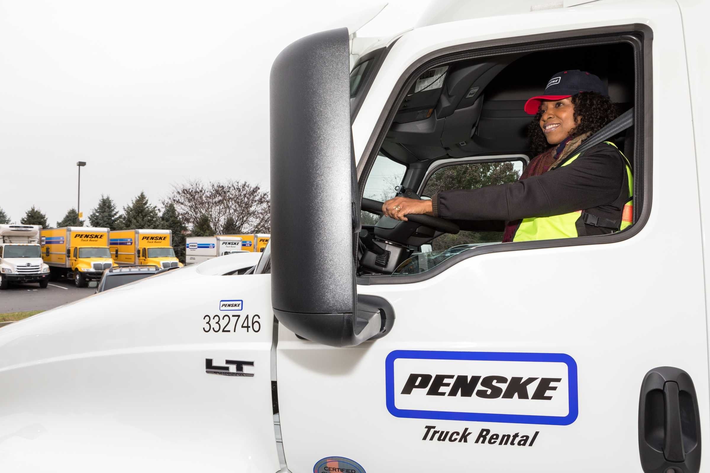 penske truck driver