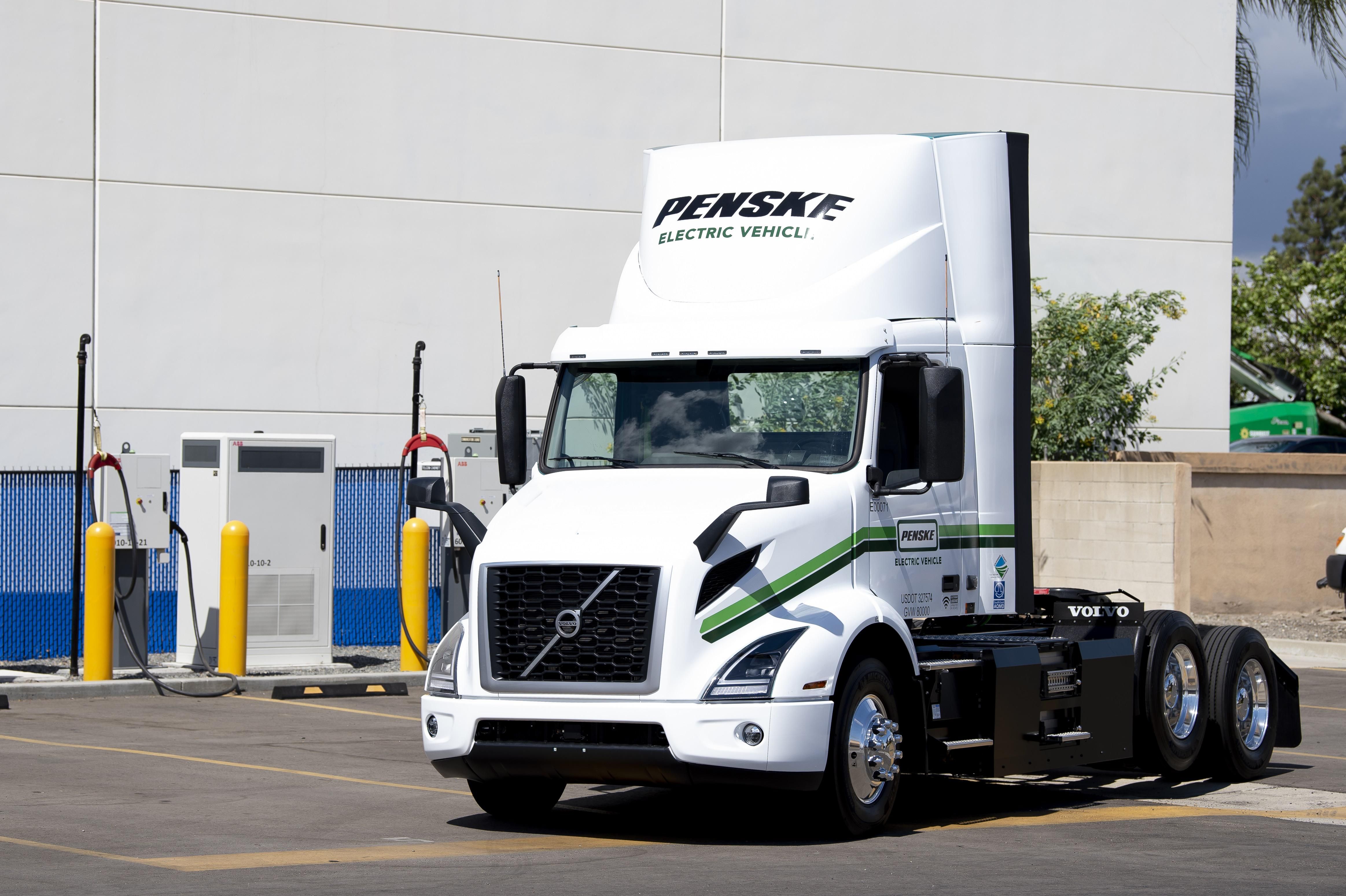 Penske Truck