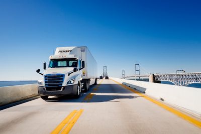 penske tractor and trailer