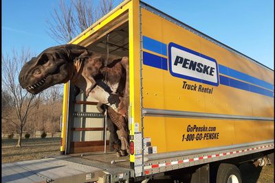 Dinosaur in penske truck